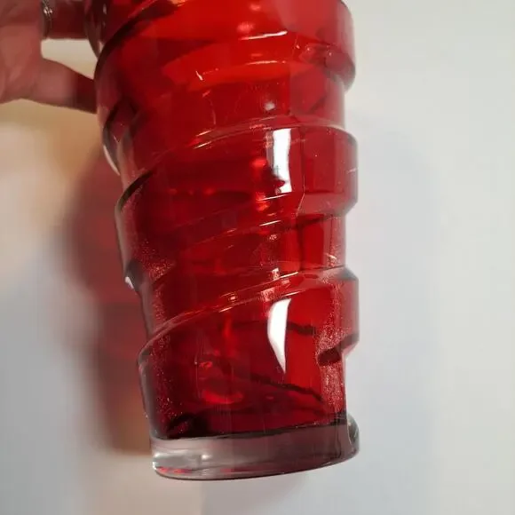 Vintage Ruby Red Spiral Swirl Art Glass Vase 9" Unmarked Centerpiece Flowers